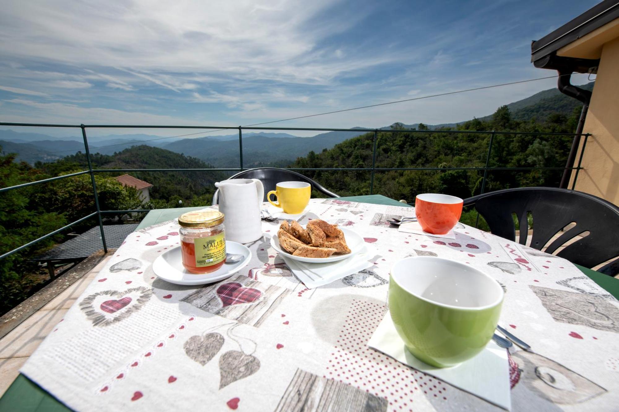 211 - Appartamento Acacia, Terrazza Giardino E Piscina Carro Dış mekan fotoğraf